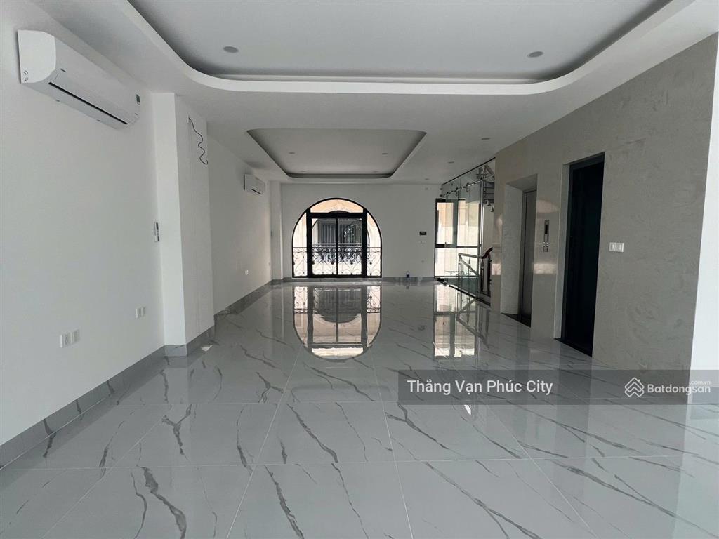 Chủ kẹt tiền bán nhà vạn phúc city, 7x19,5m giá 27 tỷ 2 gần ngân hàng vietcombank, kênh sông trăng