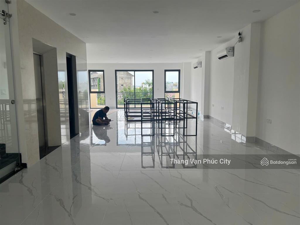 Chủ kẹt tiền bán nhà vạn phúc city, 7x19,5m giá 27 tỷ 2 gần ngân hàng vietcombank, kênh sông trăng