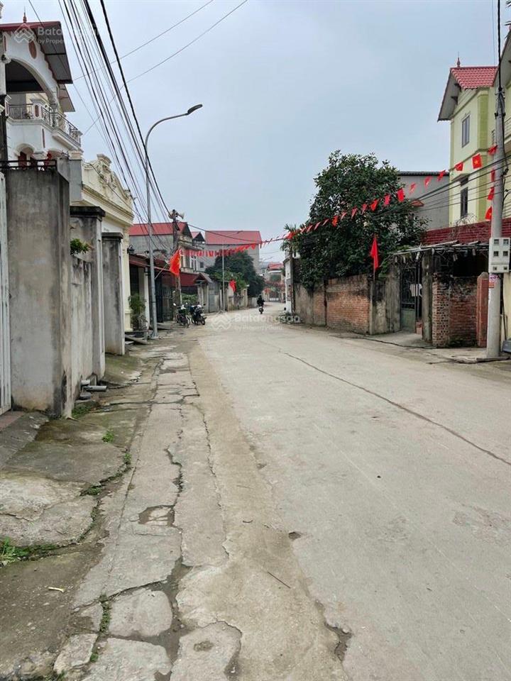 Cần bán nhà đất tại ninh xá, bắc ninh  diện tích 70m2  ô tô vào nhà