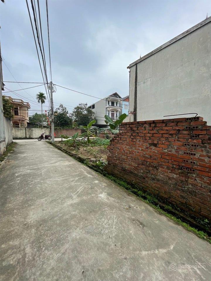 Cần bán nhà đất tại ninh xá, bắc ninh  diện tích 70m2  ô tô vào nhà