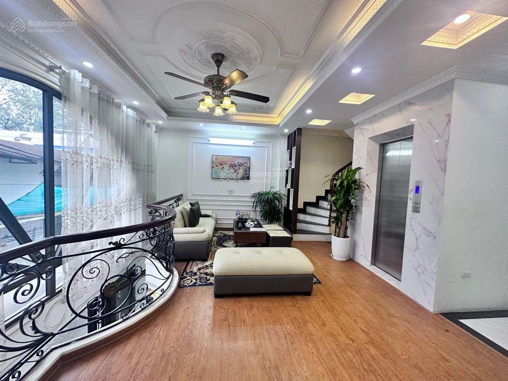 Nhà lô góc 6 tầng thang máy ô tô vào nhà giảm còn 11,8 tỷ, dt 50m2 mặt tiền 6m đường trước nhà 4m