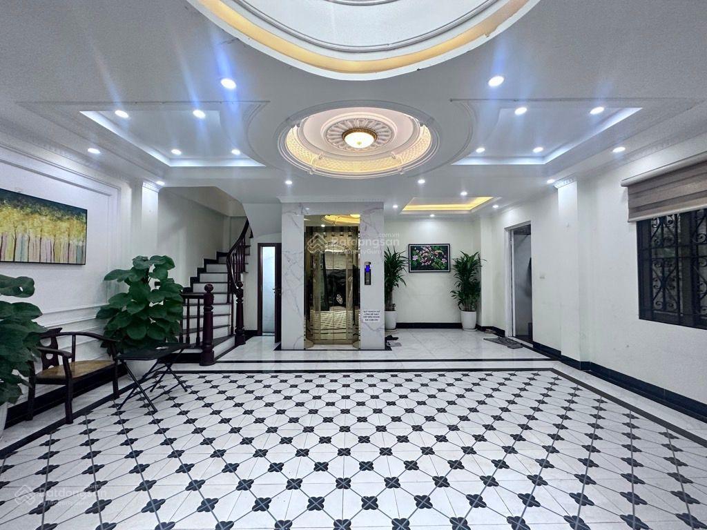 Nhà lô góc 6 tầng thang máy ô tô vào nhà giảm còn 11,8 tỷ, dt 50m2 mặt tiền 6m đường trước nhà 4m