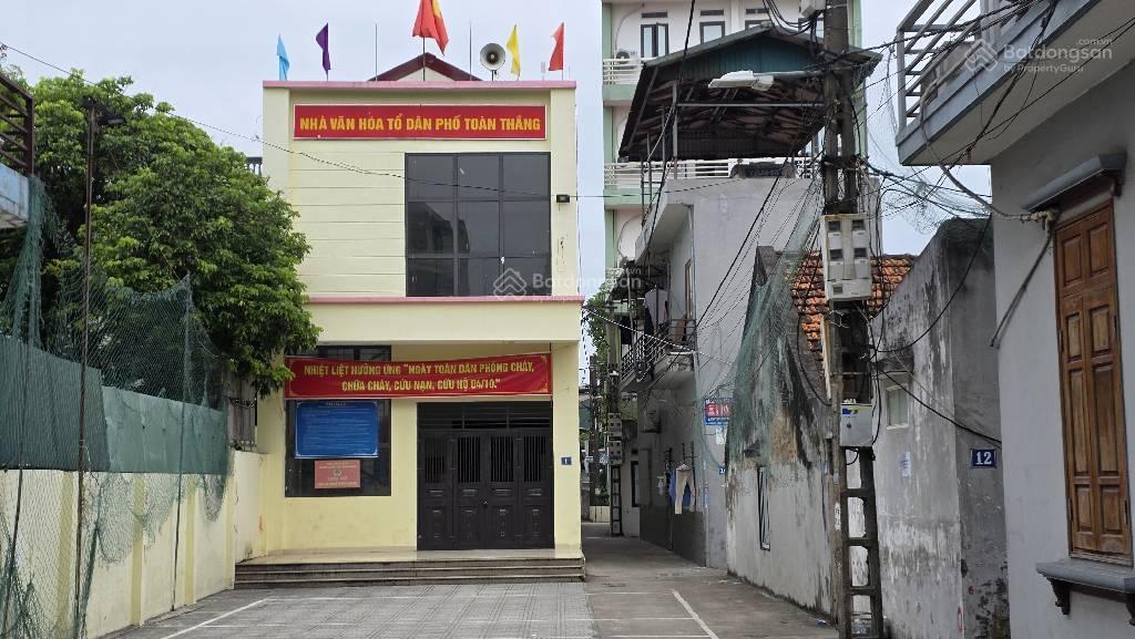 Lô góc  trục chính thông số vàng 62m  mặt tiền 5.6m  dài 11m. đường rộng thênh thang 22