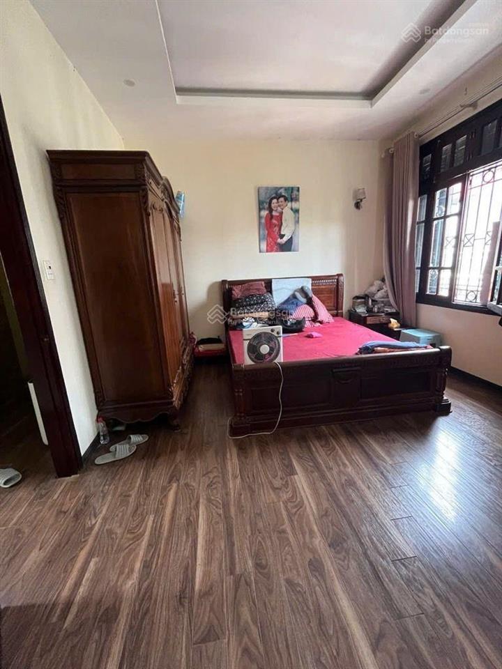 Nguyễn văn cừ  ô tô đỗ cửa  thang máy diện tích 52.6m2 | mặt tiền 5.9m. giá 12 tỷ