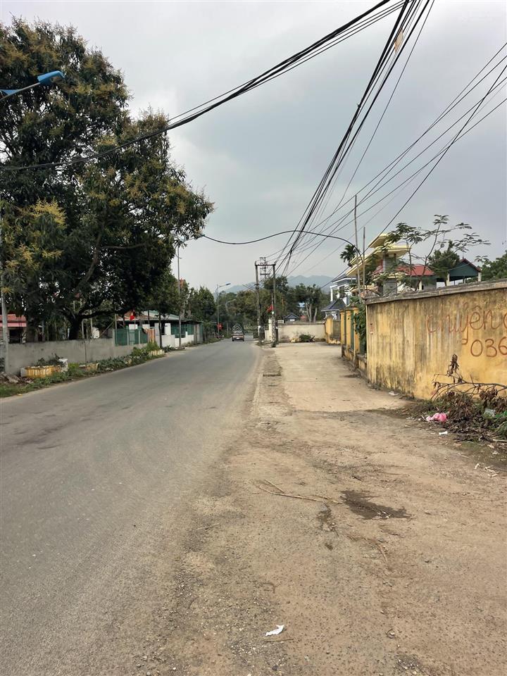 Bán lô đất 2 lô góc, mặt tiền quyền lực , pháp lý đầy đủ gần khu nghỉ dưỡng flamigo đại lải