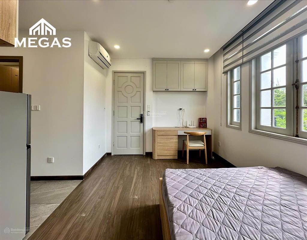 Cho thuê studio cửa sổ thoáng, full nội thất, thang máy quận 10 gần vạn hạnh mall, vincom 3/2