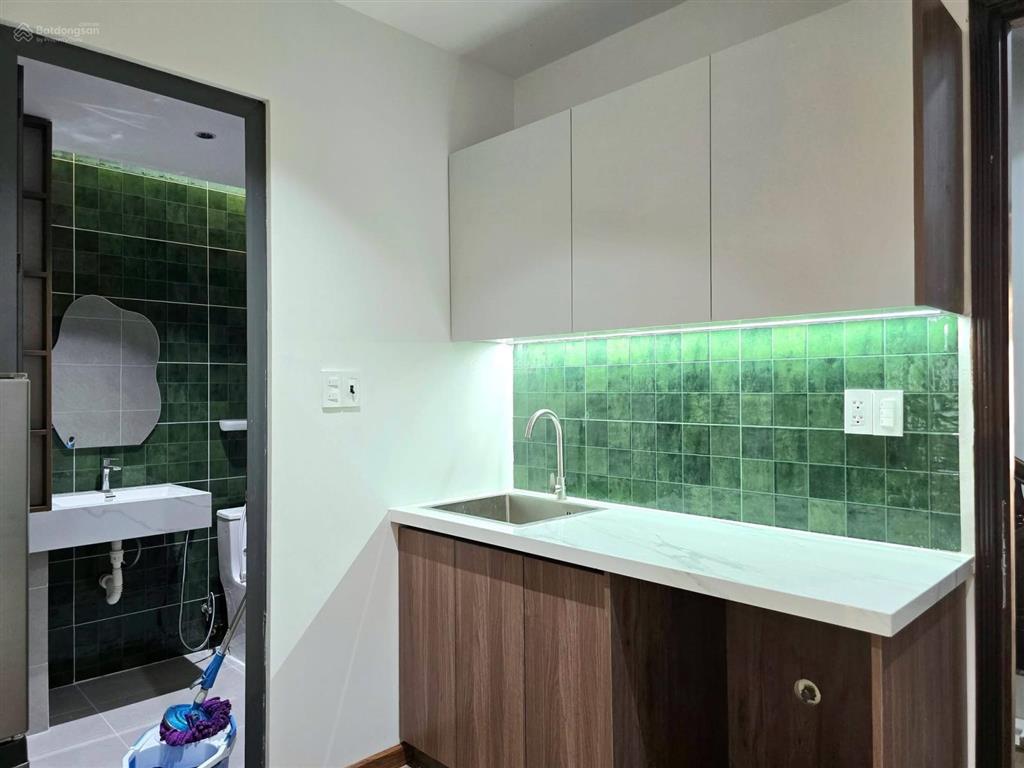 Cho thuê căn hộ quận 1 cống quỳnh  gần bùi viện, bến thành  full nội thất, ban công, an ninh 24/7