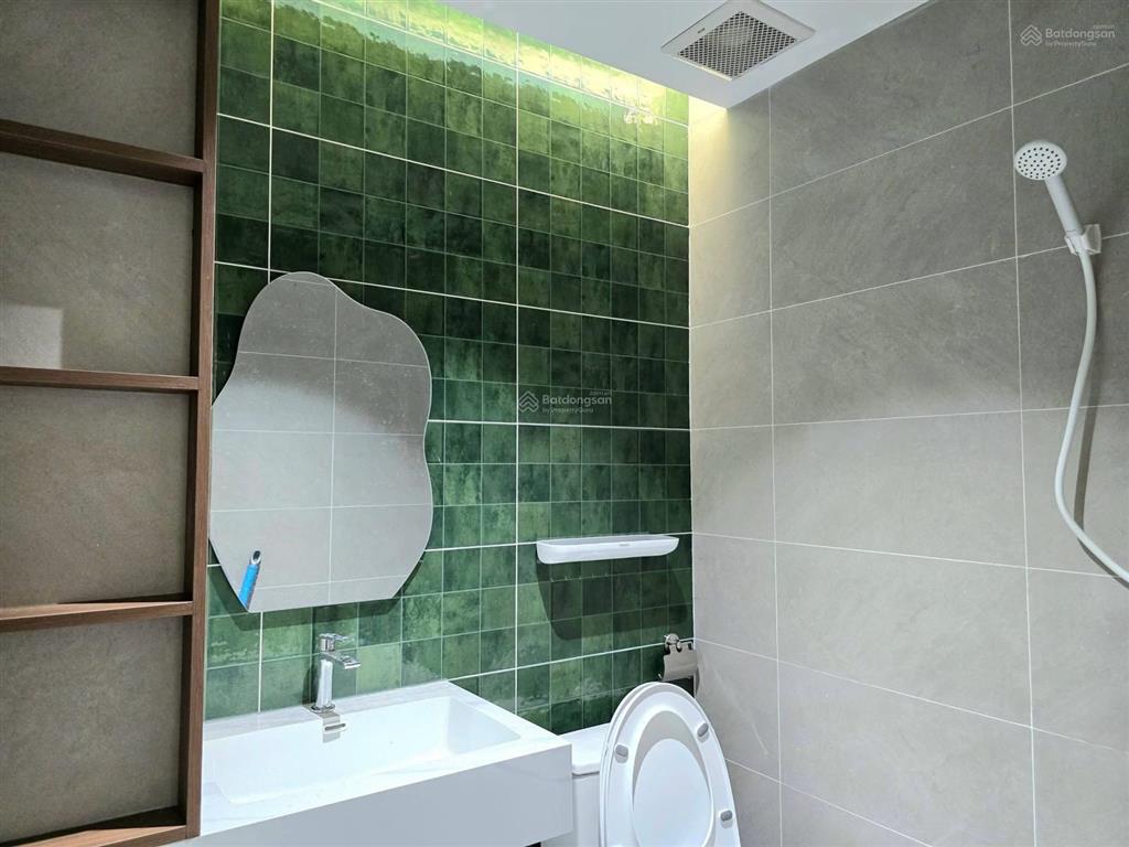 Cho thuê căn hộ quận 1 cống quỳnh  gần bùi viện, bến thành  full nội thất, ban công, an ninh 24/7