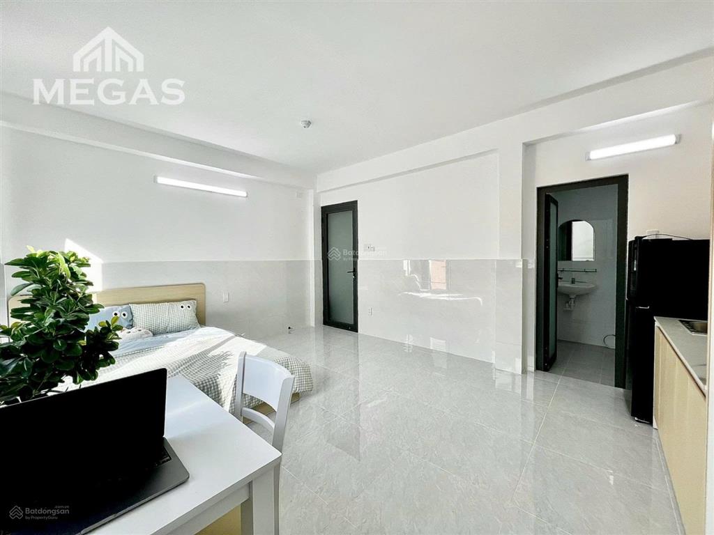 Cho thuê chdv studio cửa sổ thoáng mát, thang máy, full nội thất đường lê văn sỹ quận 3 gần quận 1