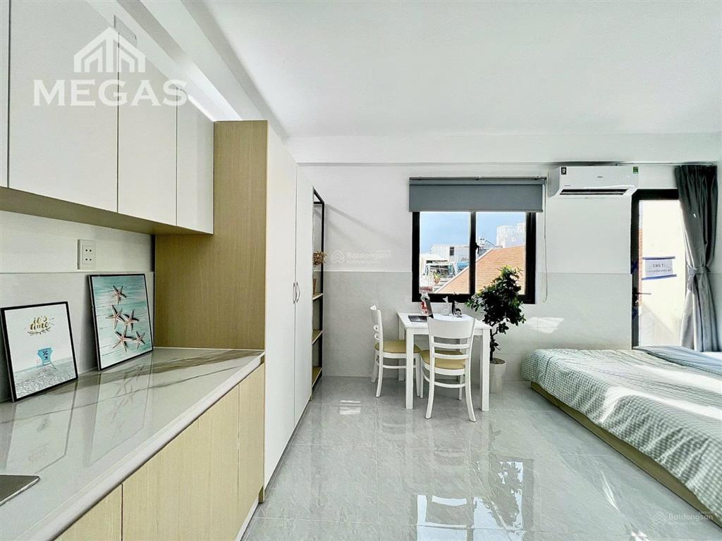 Cho thuê chdv studio cửa sổ thoáng mát, thang máy, full nội thất đường lê văn sỹ quận 3 gần quận 1