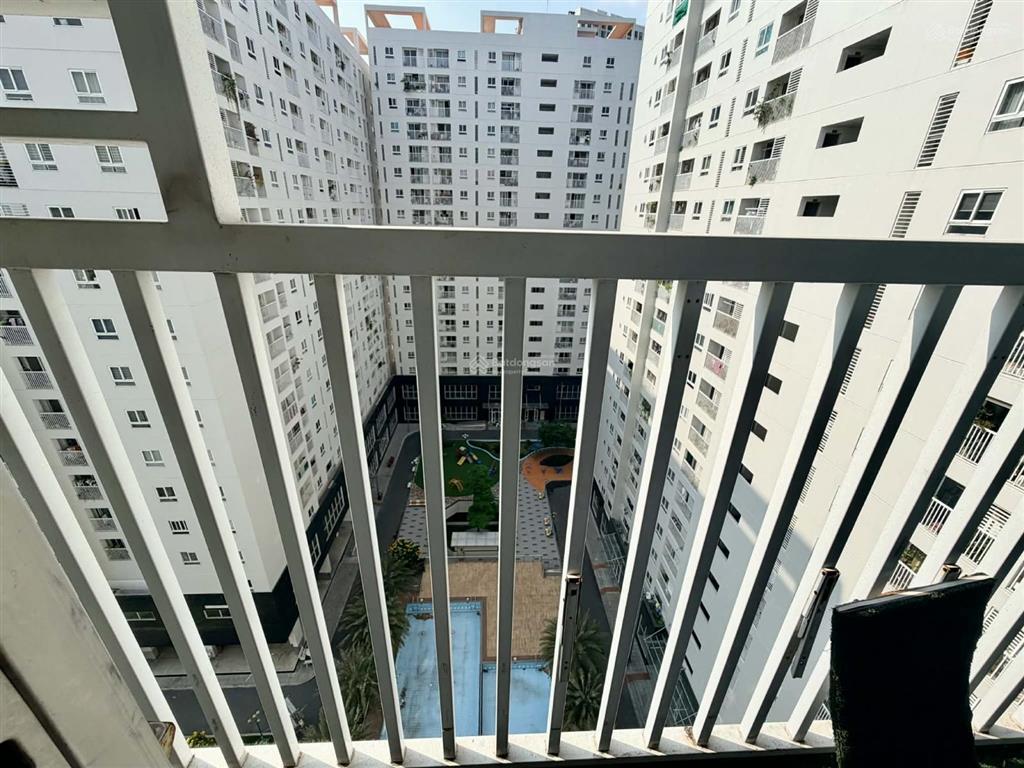 Chính chủ cần bán nhanh căn 78m2 đã có sổ hồng, tặng đầy đủ nội thất như hình chỉ cần xách vali ở