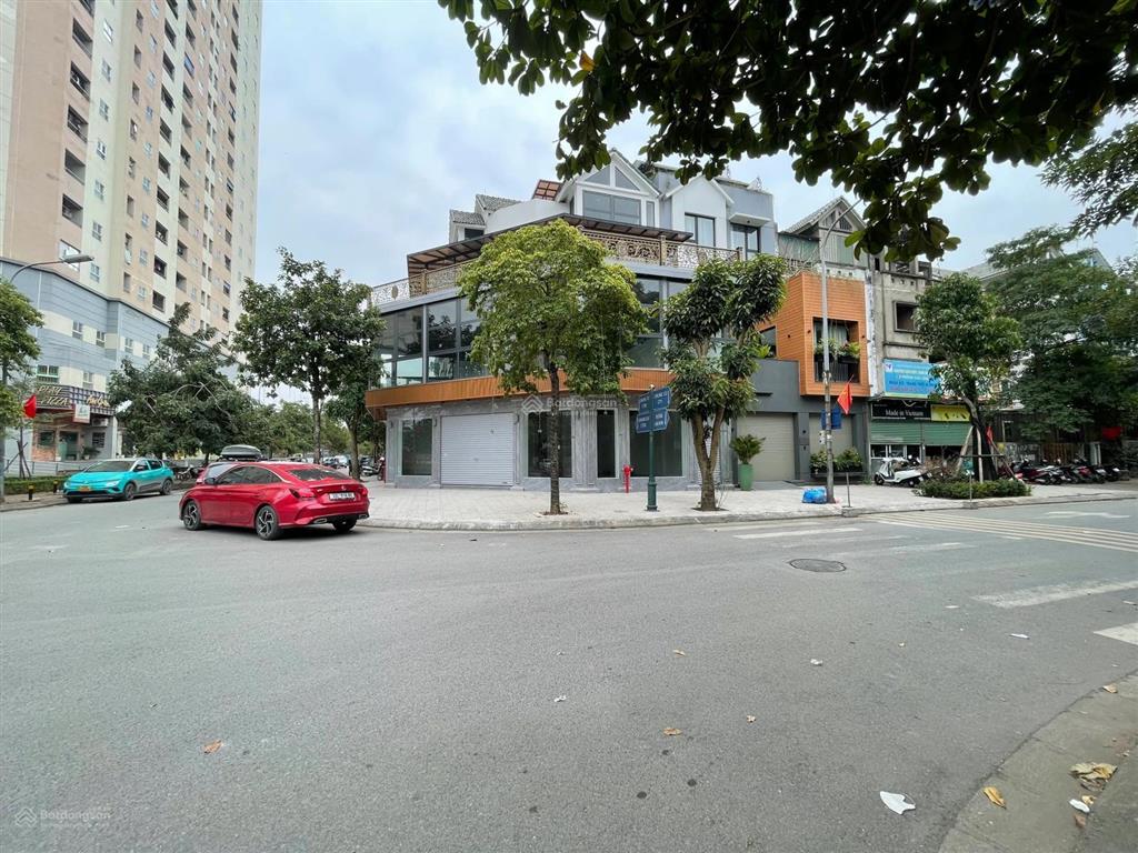 Bán bt tại ct1 thạch bàn, 22 tỷ vnd, 82m2, 4pn, 4wc, uy tín