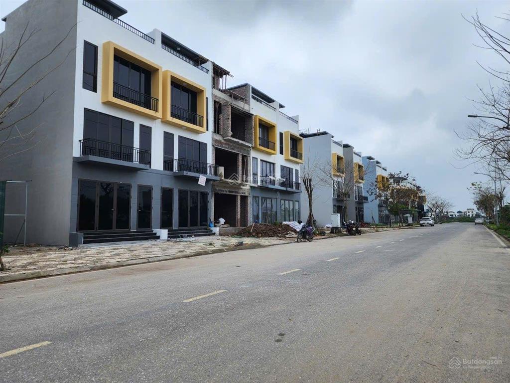 Bán nhà phố liền kề tại phố nối house, 5,5 tỷ, 65m2, 4pn, 4wc, 4 tầng