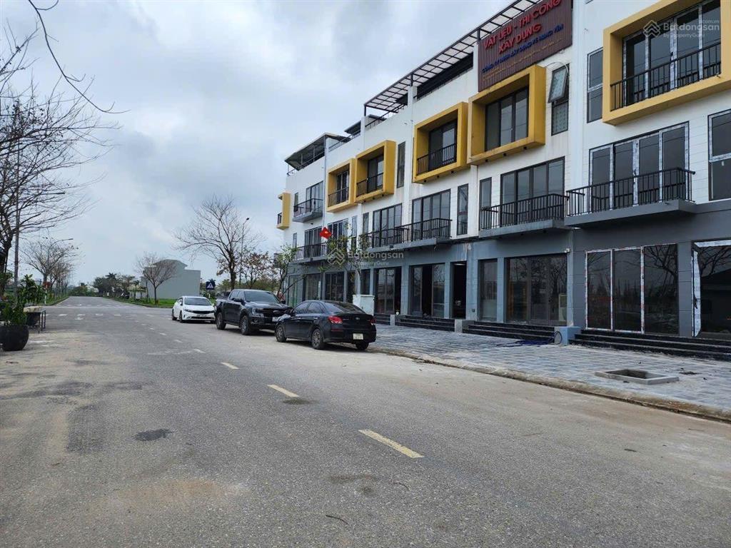 Bán nhà phố liền kề tại phố nối house, 5,5 tỷ, 65m2, 4pn, 4wc, 4 tầng