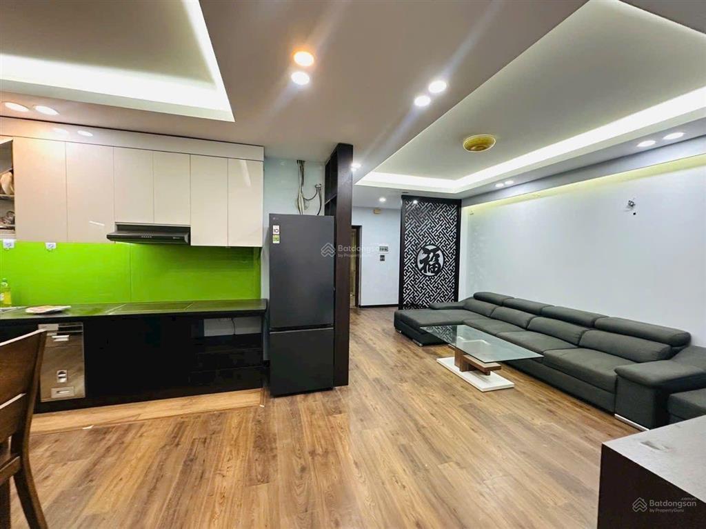 Bán căn hộ chung cư đẹp 80m2, 4,1 tỷ tại ct1 thạch bàn, long biên, hà nội