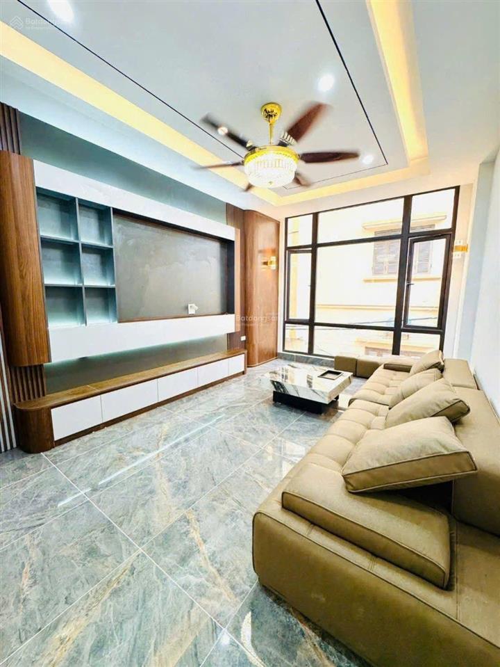 Bán nhà mặt phố bát khối, 16,4 tỷ, 50m2, ô tô, thang máy, hot!