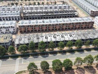 Bán nhà phố green city becamex bình dương  5x30m, 1 trệt 2 lầu  giá 5.85 tỷ