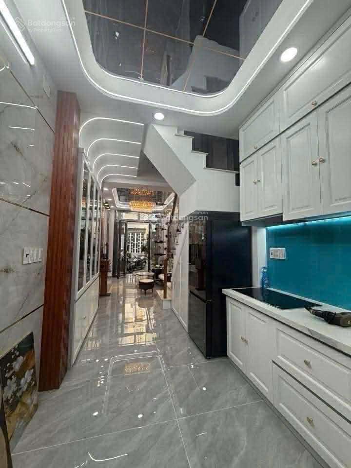 Nhà đẹp hẻm xe hơi  hẻm 80 hoàng hoa thám  37m2 x 3.6mx3 tầng  chỉ 4.83tỷ.