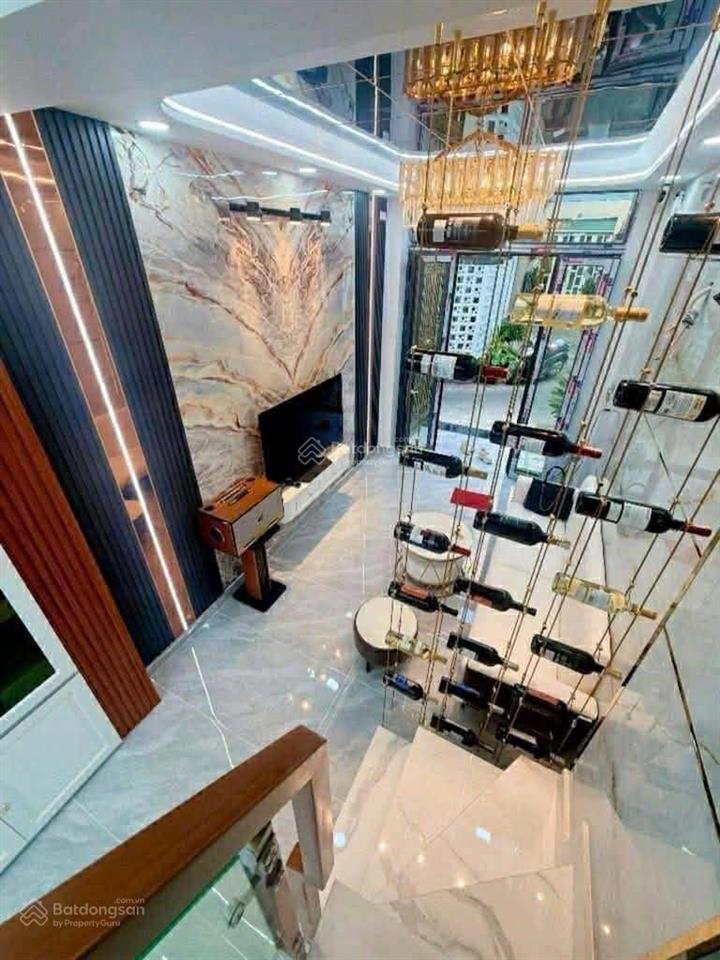 Nhà đẹp hẻm xe hơi  hẻm 80 hoàng hoa thám  37m2 x 3.6mx3 tầng  chỉ 4.83tỷ.