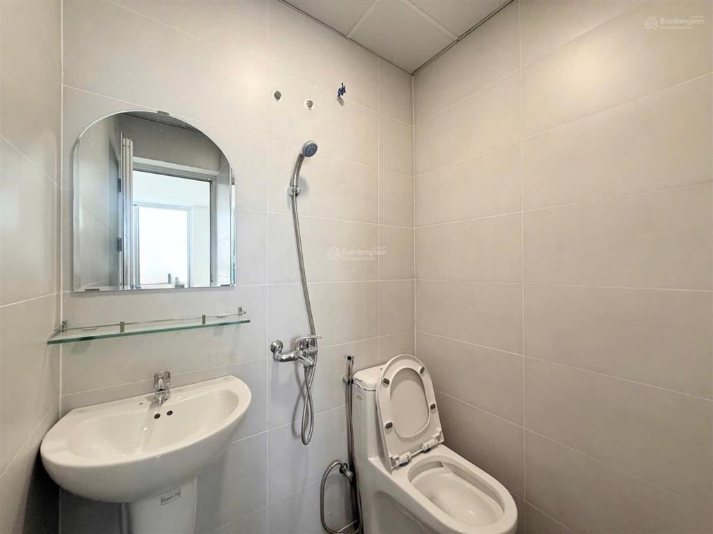 Chung cư phan chu trinh, bình
thạnh  có thang máy  63m2  2 pn 2 wc  full nội thất  3,59 tỷ