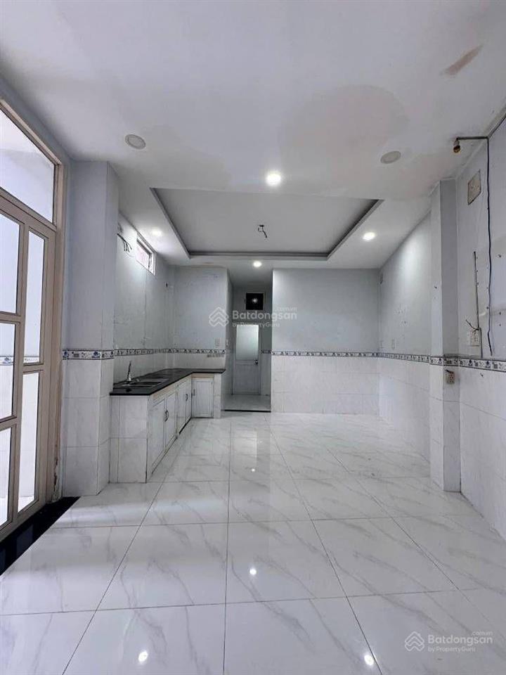 Chỉ 5.5 tỷ  50m2  khu hoàng hoa thám, bình thạnh  3 tầng