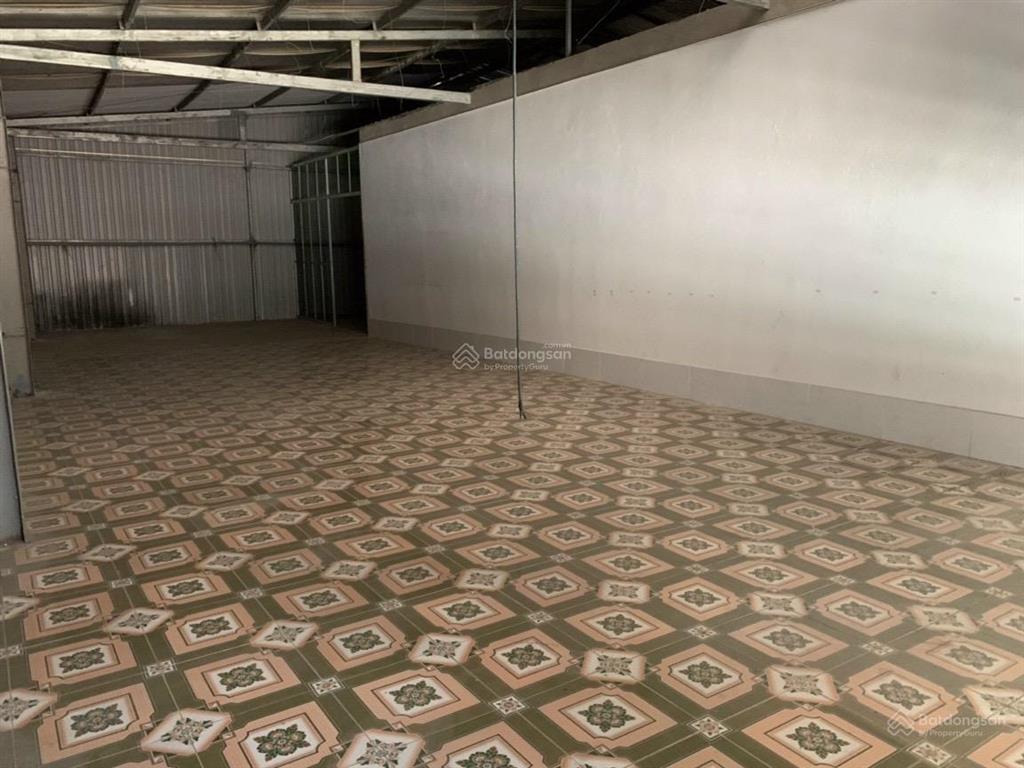 Thuê xưởng 32 triệu 500m2 thạnh lộc q12 (cách cầu an lộc 300m)