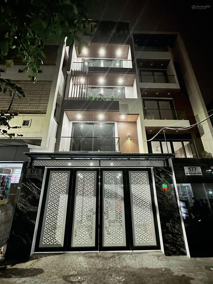 Bán nhà mặt phố tại đê trần khát chân, 28,5 tỷ, 80m2, 4pn, 5wc, hàng hiếm tại giá cực chất