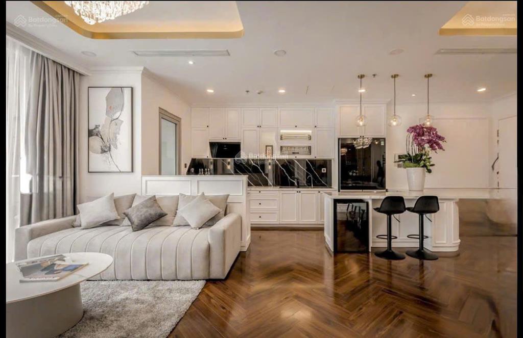 Cần bán nhà siêu phẩm 3 tầng dt80m2 3pnô tô gần biểncủ chivĩnh hải nt8tỷ1