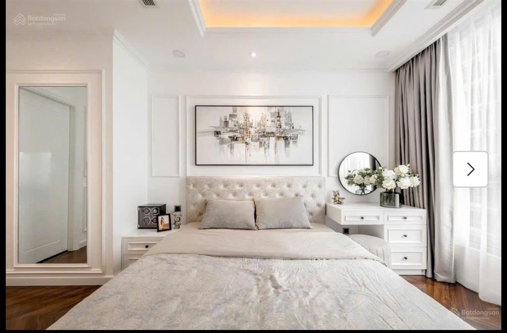 Cần bán nhà siêu phẩm 3 tầng dt80m2 3pnô tô gần biểncủ chivĩnh hải nt8tỷ1