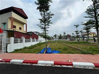 Hiếm! Bán đất vàng view hồ cực đẹp, giá 1.5 tỷ, suất ưu đãi, cơ hội đầu tư cực hot gần