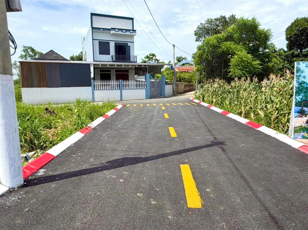 Lô đất 450m² tại Xuân Mai rất phù hợp để xây nhà vườn hoặc biệt thự.