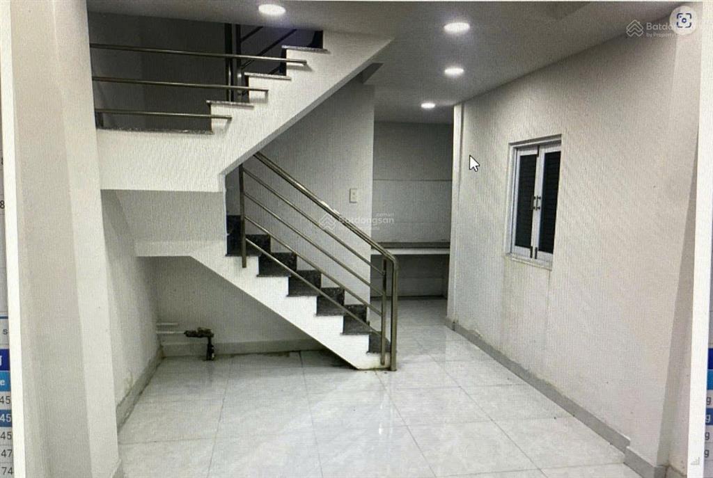 Chính chủ cần bán nhà 1 trệt 1 lầu, dtsd  gần 60m² đường lê hồng phong,trung tâm quận 10, 4,6 tỷ