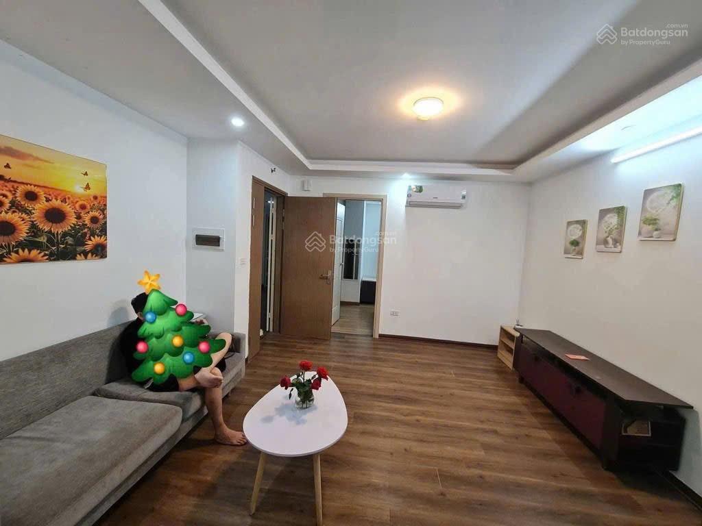 Bán căn hộ cc ruby ct3hơn 3tỷ 48m2 .2 ngủ 2 wc thang máy view đẹp chỉ việc về ở . full nội