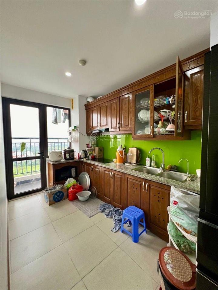 Bán chung cư căn góc  siêu thoáng  3 ngủ  70m2. nhỉnh 4 tỷ  có sổ