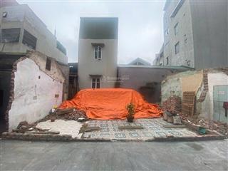 Đất hiếm long biên 50m2mt7mhơn 8 tỷô tôsát phốhàng xóm 3 trường học lớnsổ vuông  vị trí siê