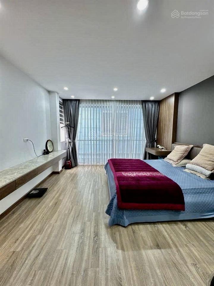 Phố nguyễn sơn long biên khu phân lô  thang máy,phun nội thất,gara ô tôlô góc gần ô tô tránh