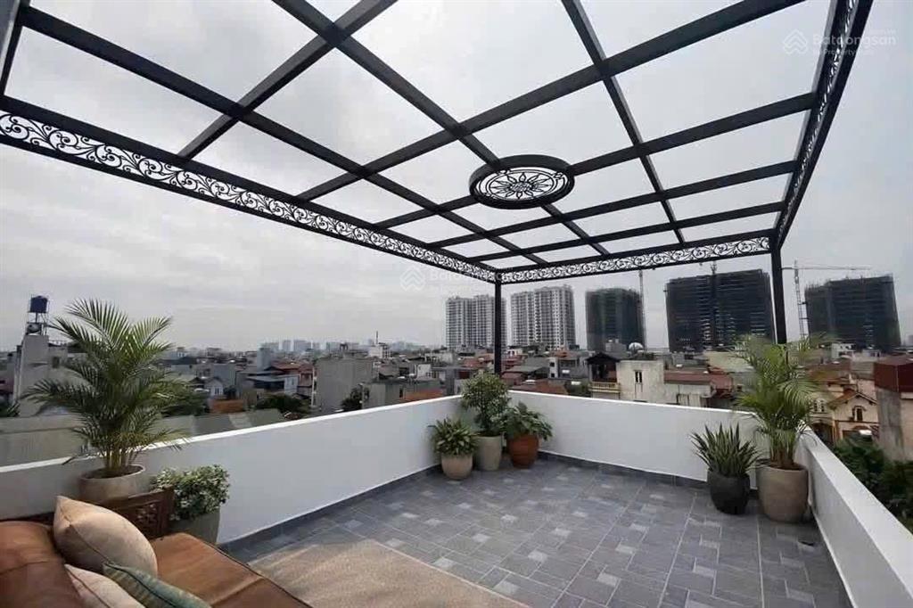 Hạ chào 2 tỷ bán gấp nhà sài đồng 58m2 hơn 8 tỷ 5 tầng 6 ngủ dân xây full nội thất pháp lý rỏ ràng
