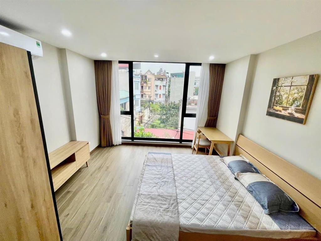 Bán nhà việt hưng 70m2hơn 9 tỷ5 tầngfull nội thấtsân vườnô tô gầnngõ thôngdân xây + vị trí