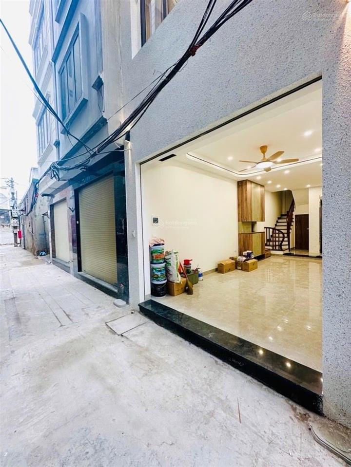 Hàng hiếm ngọc thụy  phân lô  7 tầng thang máy   36m2 .9tỏi  nhà mớinội thất siêu đẹp