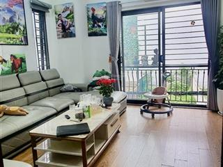Chỉ hơn 7đ nhà đẹp long biên 33m2 x 5 tầng, ngay cạnh big c  phố vũ đức thận. hoa lâm. lô góc ô