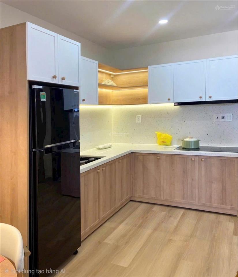 Bán nhà. lõi bồ đề  long biên  vị trí trung tâm  nhà mới full nội thất. 60m2. 3 tầng. hơn 8 tỷ