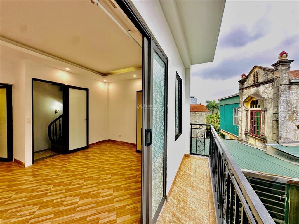 Chính chủ. giảm giá  nhà phúc lợi. l biện  5 tầng. 35m2  mt.5m  full nội thất  hàng xóm vin