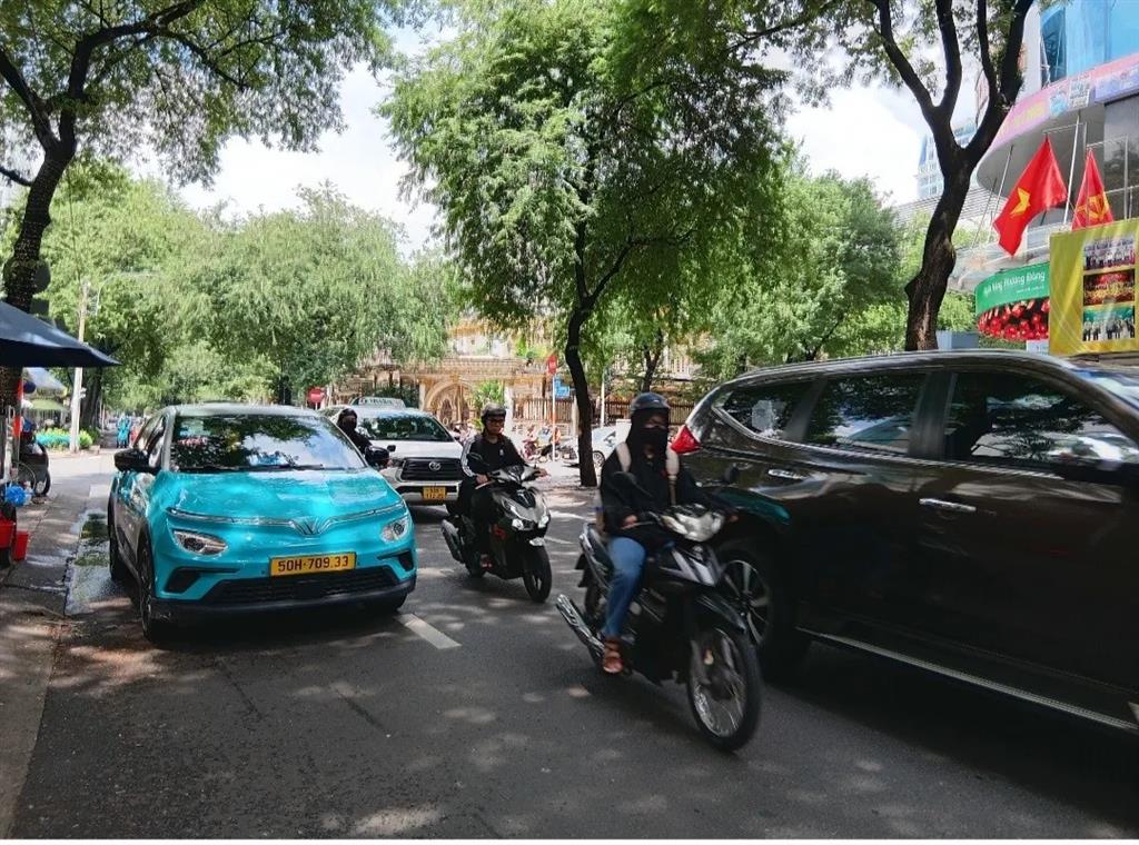 Quận 3  mt bà huyện thanh quan  232m2  205 tỷ  3 tầng  ngang 8.3m  dòng tiền 2.5 tỷ/năm