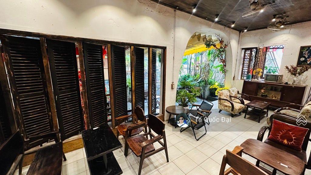 Phú nhuận  mt nguyễn trọng tuyển  150.3m2  48 tỷ  3 tầng  ngang 9m  lô góc