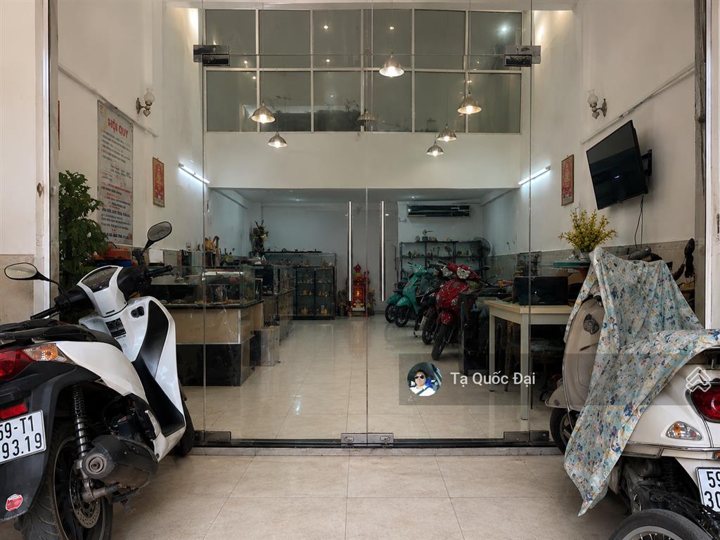 Quận 1  mt nguyễn văn cừ  108.7m2  42 tỷ  ngang 5.2m  2 mặt thoáng  4 tầng
