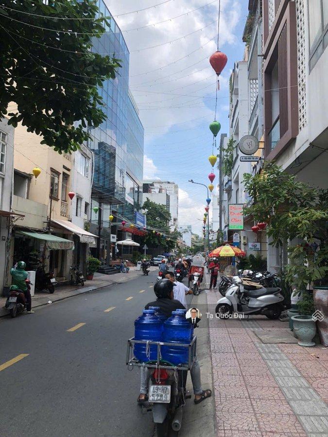 Quận 1  mt mai thị lựu  59.3m²  18 tỷ  5 tầng  2 mt trước sau
