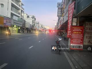 Phú nhuận  mt phan đình phùng  40m  12,3 tỷ  5 tầng  2 mặt tiền