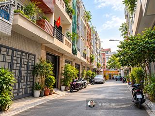 Phú nhuận  mt đường hoa phan xích long  40m  14,2 tỷ  4 tầng + sân thượng  dt 25tr/tháng