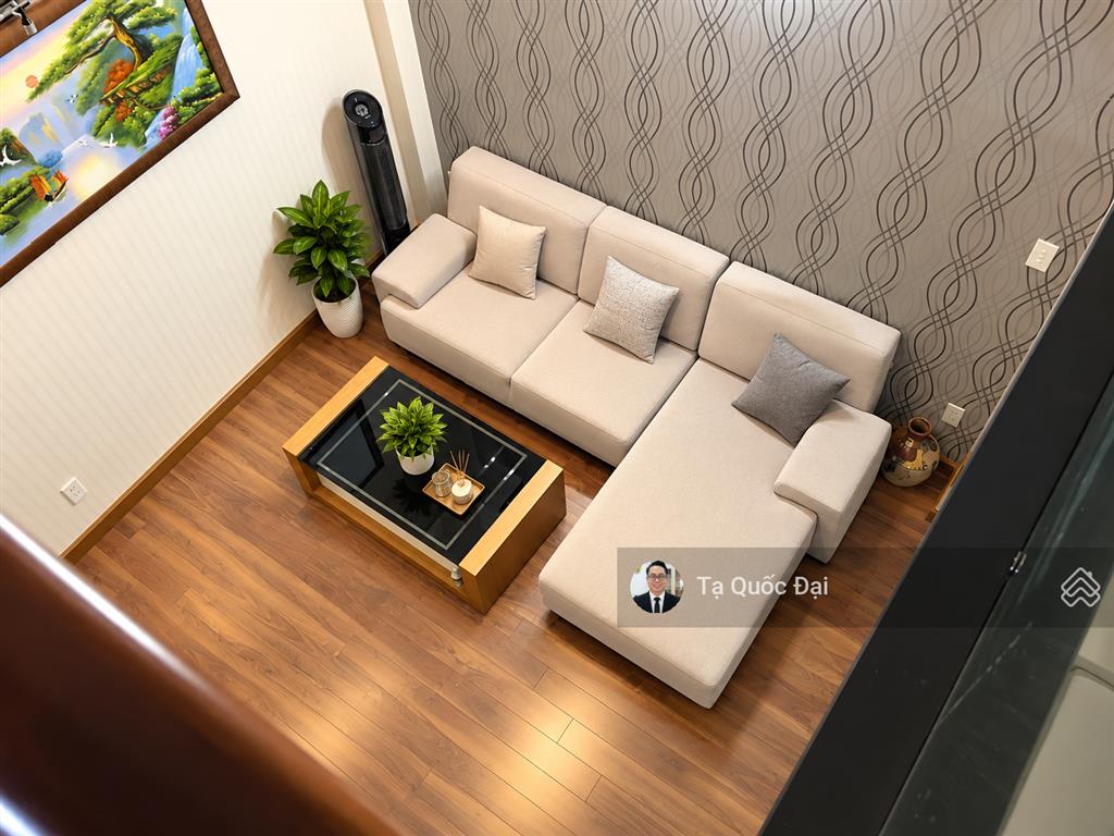 Phú nhuận  mt đường hoa phan xích long  40m  14,2 tỷ  4 tầng + sân thượng  dt 25tr/tháng