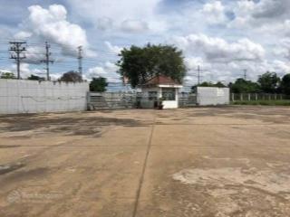 Cho thuê 2700m2 mặt bằng quốc lộ 80